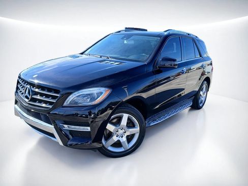 Used 2015 Mercedes-Benz ML 400 4MATIC image 2