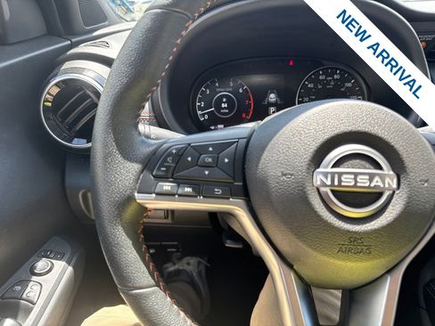 Used 2023 Nissan Kicks SR w/ SR Premium Package FWD image 21