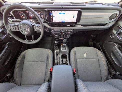 New 2025 Jeep Gladiator Sport image 16