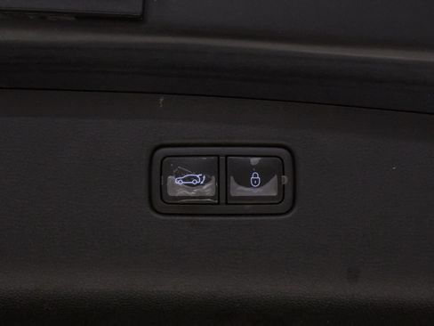 Certified 2024 Genesis GV70 2.5T w/ Advanced Package AWD/4WD image 31
