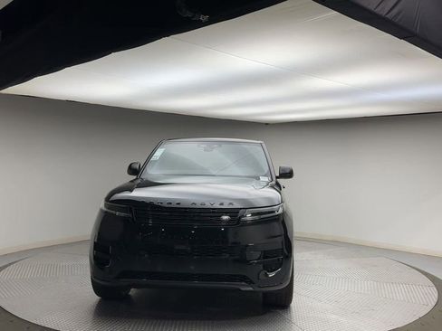 Certified 2024 Land Rover Range Rover Sport SE image 3
