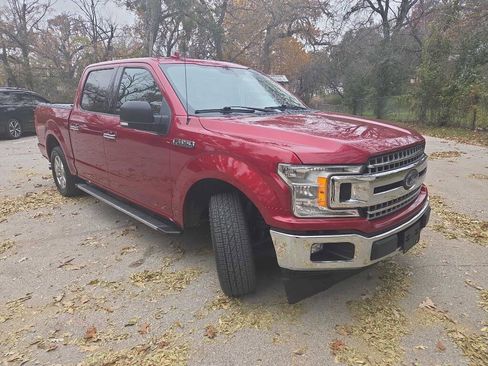 Used 2018 Ford F150 XLT w/ Equipment Group 302A Luxury image 8
