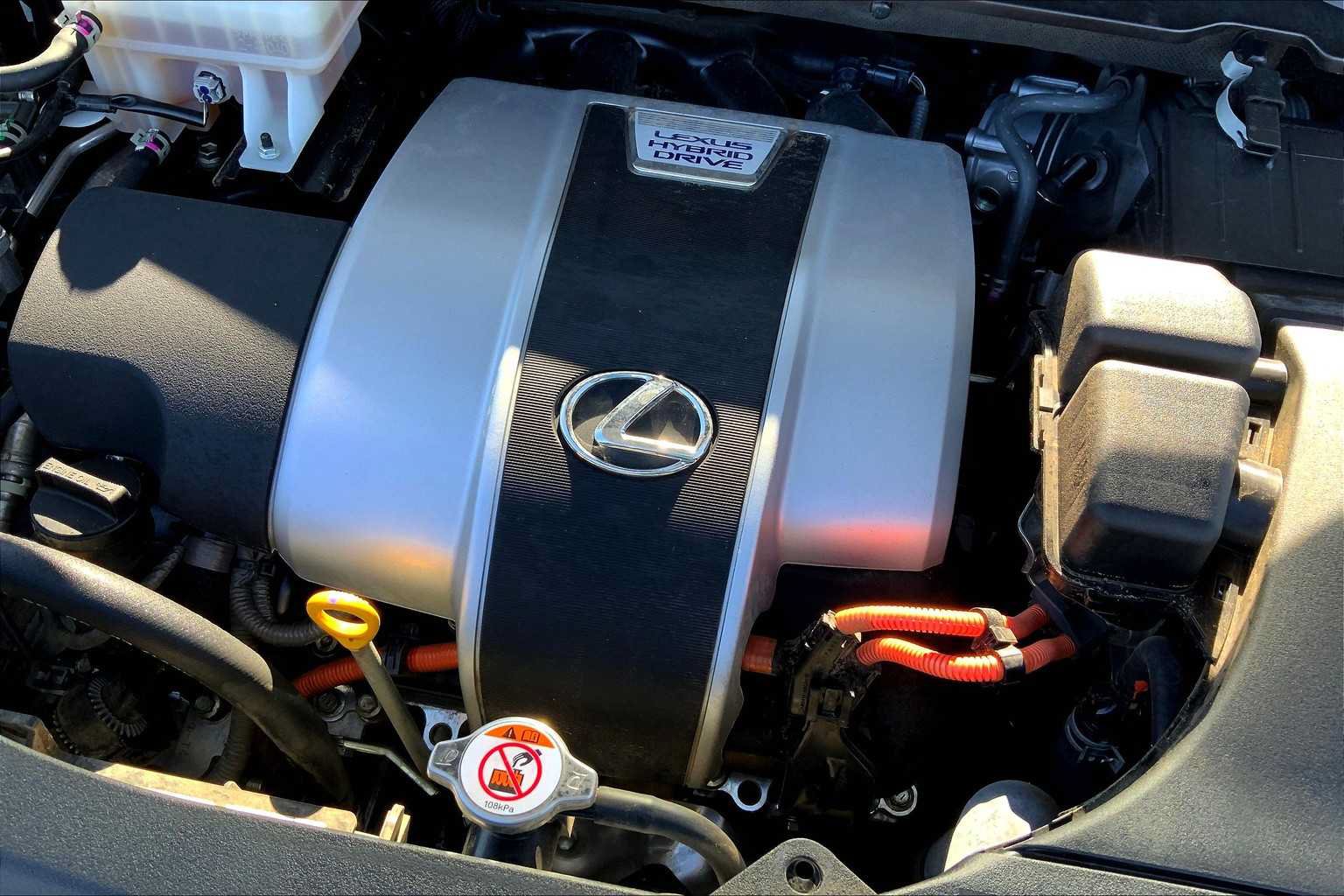 Used 2020 Lexus RX 450hL AWD w/ Premium Package image 33