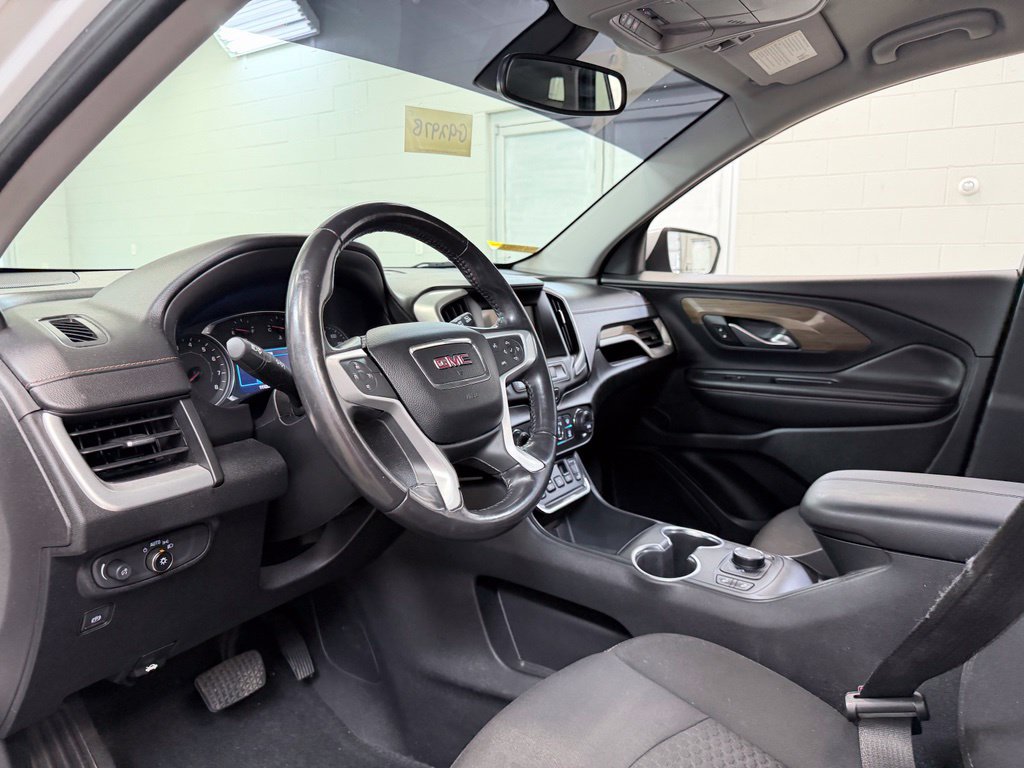 Used 2019 GMC Terrain SLE w/ Driver Convenience Package FWD image 13
