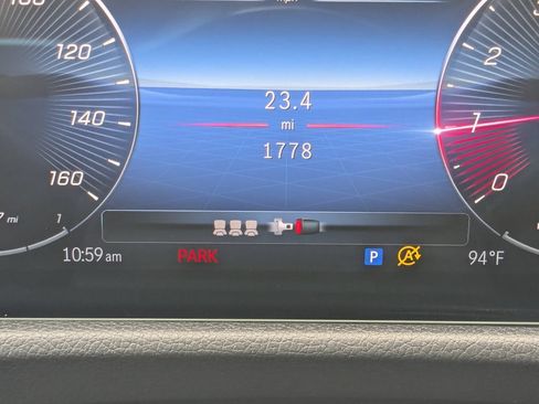 Certified 2026 Mercedes-Benz GLA 250 4MATIC image 14