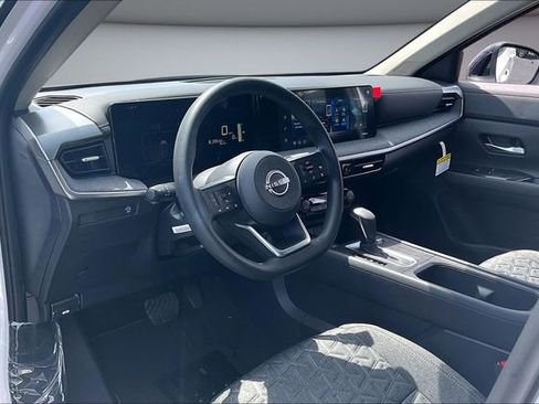 New 2026 Nissan Kicks SV FWD image 7