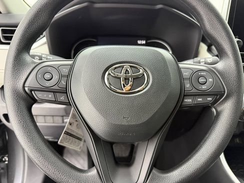 New 2025 Toyota RAV4 XLE w/ Convenience Package image 9