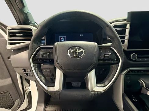 Used 2025 Toyota Tundra Platinum AWD/4WD image 10