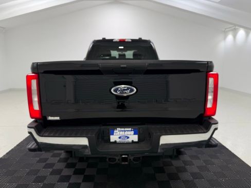 Used 2025 Ford F250 XLT AWD/4WD image 6