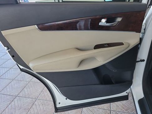 Used 2017 Kia Sorento LX image 22