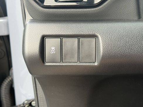 Used 2023 Honda Pilot Sport image 29