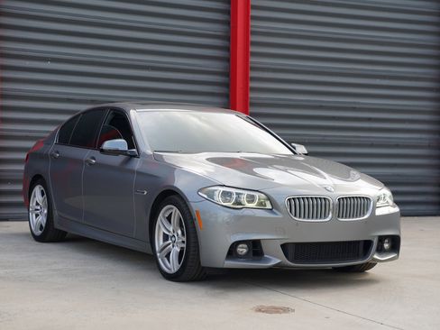 Used 2014 BMW 550i xDrive 550i xDrive image 5