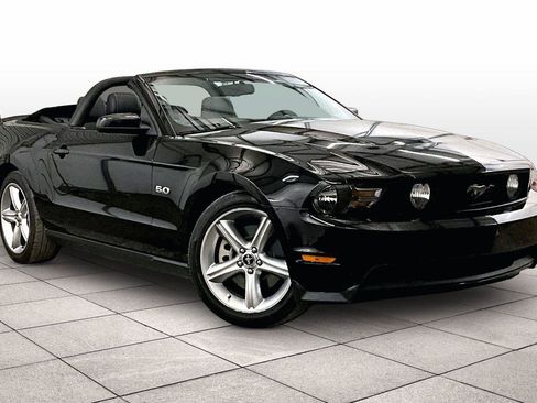 Used 2012 Ford Mustang GT Premium w/ Electronics Pkg image 2