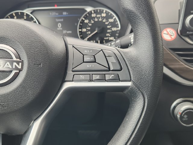 Used 2025 Nissan Altima 2.5 SV FWD image 29