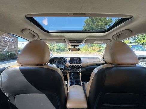 Used 2022 Nissan Sentra SV w/ SV Premium Package FWD image 29
