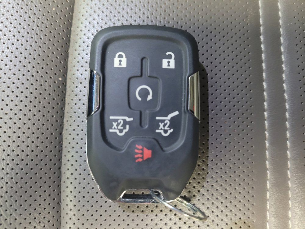 Used 2018 GMC Yukon Denali w/ Denali Ultimate Package AWD/4WD image 32