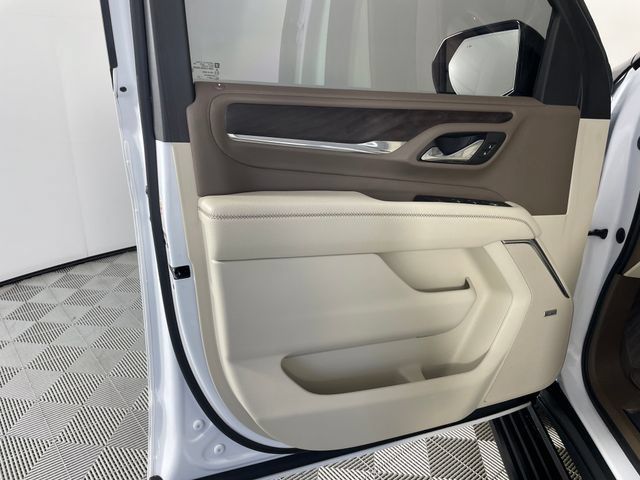 Certified 2023 GMC Yukon Denali w/ Advanced Technology Package AWD/4WD image 16