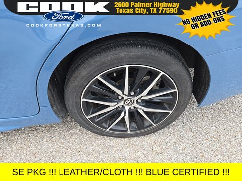 Used 2024 Toyota Camry SE image 13