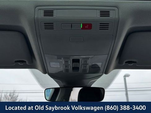 Certified 2025 Volkswagen Jetta SE image 16