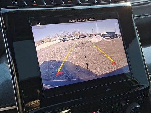 Used 2023 Jeep Grand Cherokee Altitude image 4