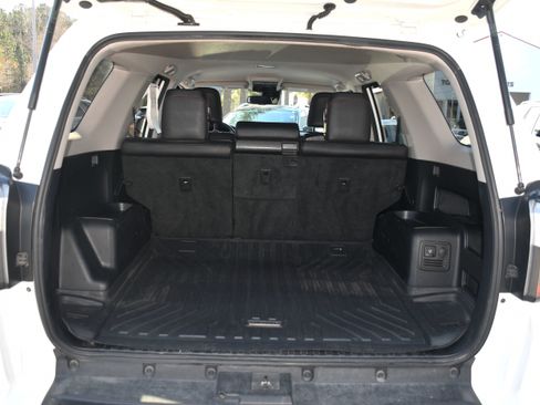 Certified 2022 Toyota 4Runner TRD Off-Road Premium image 17