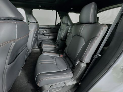 Certified 2023 Honda Pilot TrailSport image 24