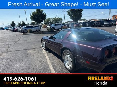 Used 1994 Chevrolet Corvette Coupe RWD image 9