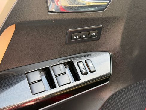 Used 2016 Toyota RAV4 Limited AWD/4WD image 14