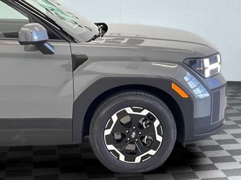 Used 2025 Hyundai Santa Fe SEL image 6