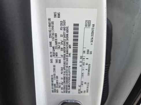 Used 2020 Lincoln Corsair FWD w/ Equipment Group 101A image 20