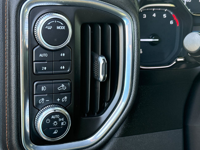 Used 2021 GMC Sierra 1500 AT4 AWD/4WD image 23