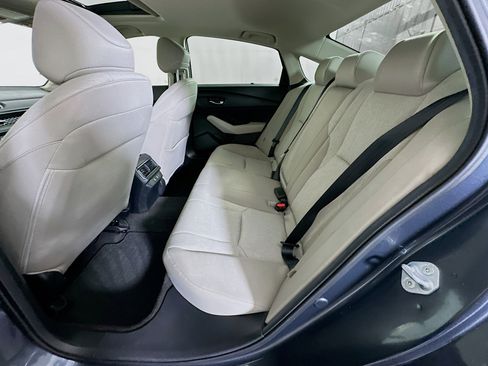 Used 2025 Honda Accord SE image 29