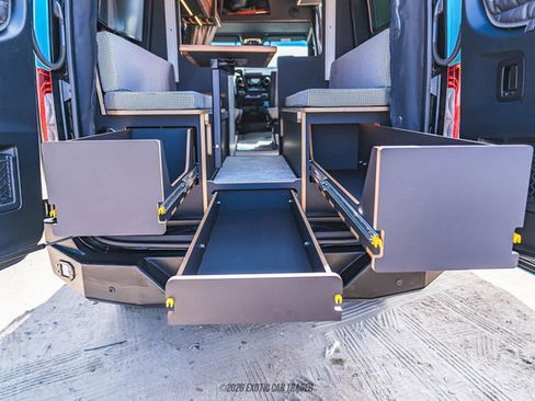 Used 2024 Mercedes-Benz Sprinter 2500 image 62