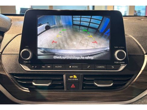 Used 2024 Nissan Altima 2.5 SV image 30