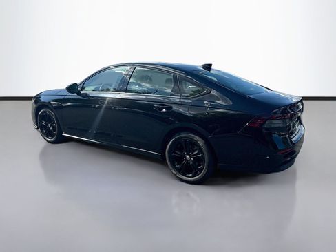 Used 2025 Honda Accord SE image 5