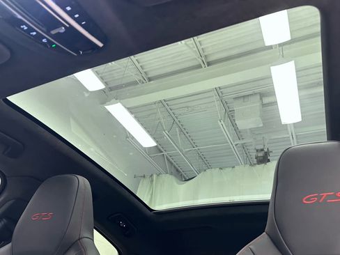 Used 2023 Porsche Cayenne GTS image 40