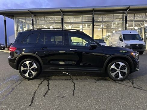 New 2026 Mercedes-Benz GLB 250 4MATIC image 8