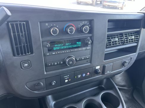 New 2025 Chevrolet Express 3500 w/ Power Convenience Package image 5