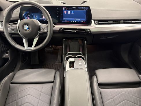 Certified 2025 BMW X2 xDrive28i w/ Premium Package AWD/4WD image 24
