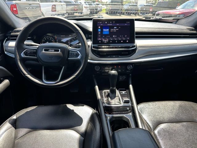 Certified 2024 Jeep Compass Limited AWD/4WD image 9