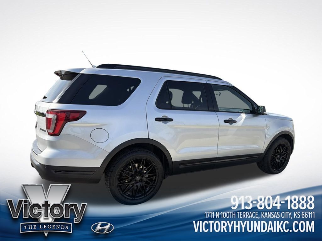 Used 2018 Ford Explorer Sport AWD/4WD image 5