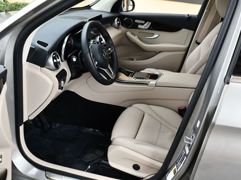 Used 2022 Mercedes-Benz GLC 300 image 14