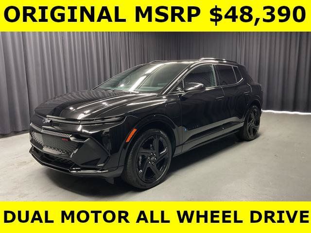 Used 2025 Chevrolet Equinox EV RS AWD/4WD image 2