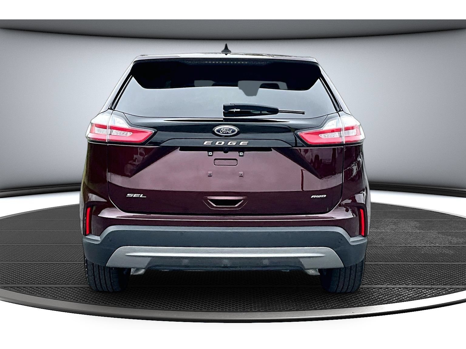 Used 2024 Ford Edge SEL w/ Convenience Package AWD/4WD image 6