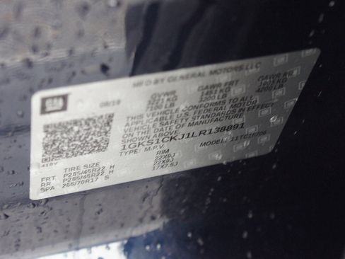 Used 2020 GMC Yukon Denali w/ Denali Ultimate Package image 28