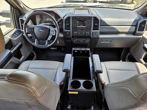 Used 2017 Ford F350 XL image 34