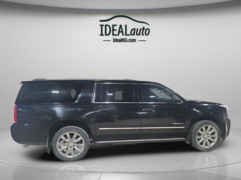 Used 2019 GMC Yukon XL Denali w/ Denali Ultimate Package AWD/4WD image 6