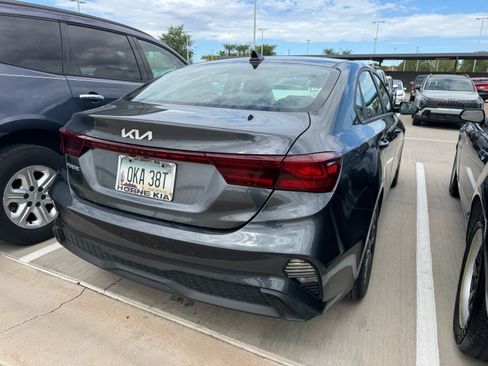Used 2023 Kia Forte LXS FWD image 4