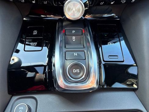 Used 2025 Acura MDX A-Spec image 25