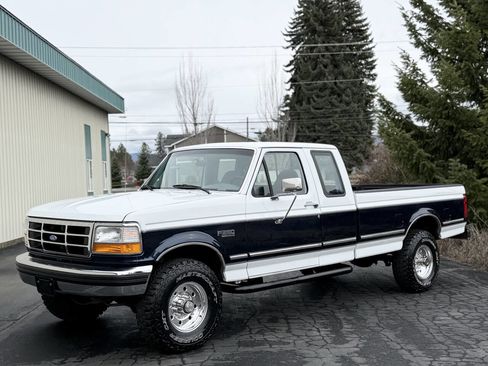 Used 1993 Ford F250 XLT 2dr 4WD Extended Cab LB HD image 1